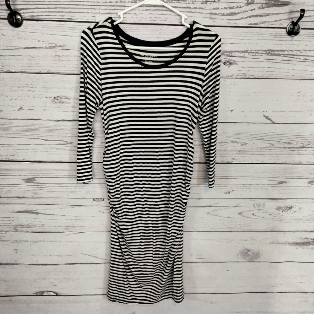 "Liz Lange" woman's maternity dress